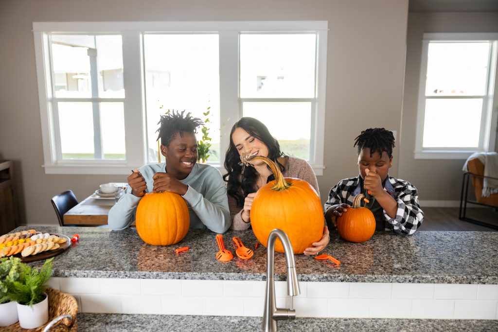 Transform Your Home with These Stunning Fall Decor Tips